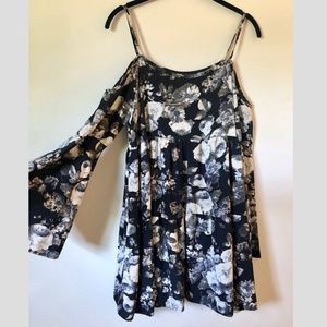 LOVELY DAY Floral Shoulder Cutout Dress